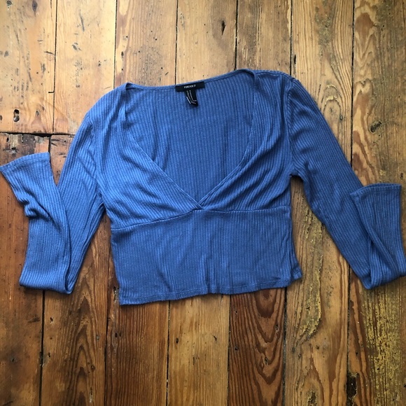 Forever 21 Tops - Forever 21 Blue Ribbed Long Sleeve crop top
